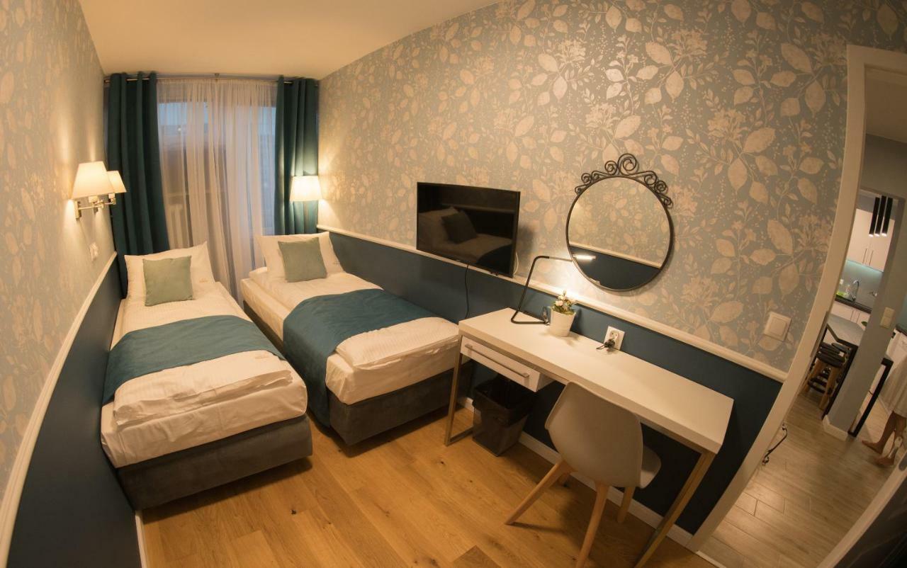 Apartament Hotel Grzybowska 9 Varsóvia Exterior foto