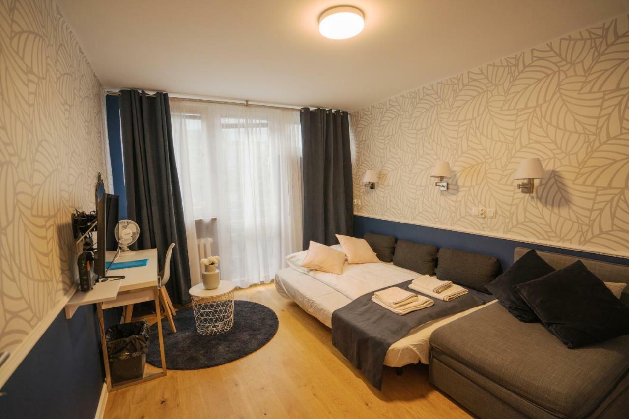 Apartament Hotel Grzybowska 9 Varsóvia Exterior foto